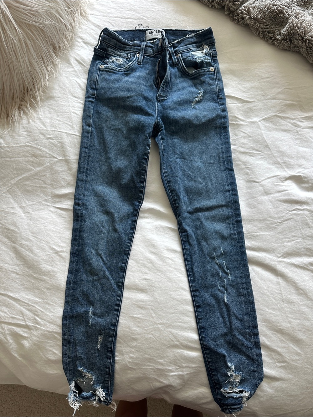 Agolde Distressed Skinny Jeans in Dark Blue